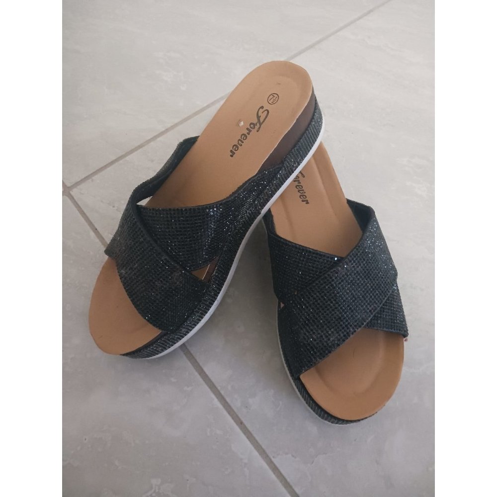 Sandals - Picture 2 of 2